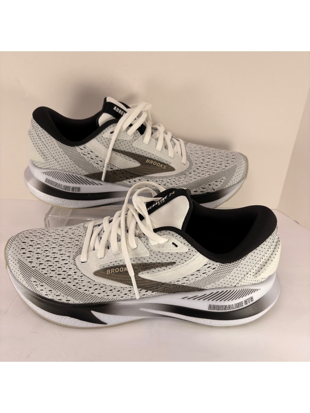 Brooks Adrenaline GTS 24 Women’s Running Shoes White/Black/Pelican Size 9